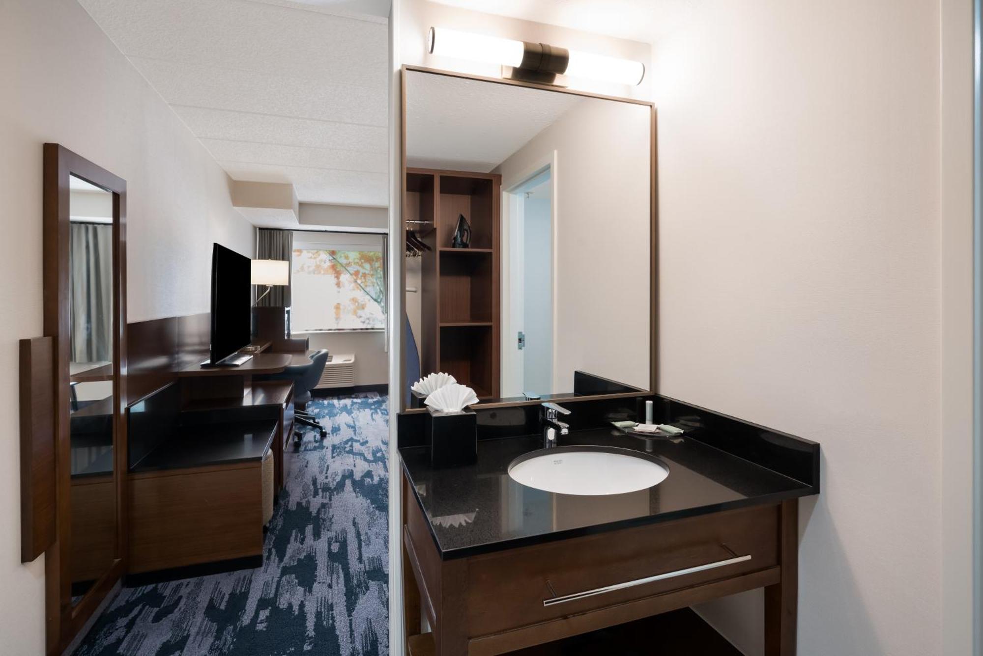 Fairfield Inn By Marriott Amesbury Esterno foto