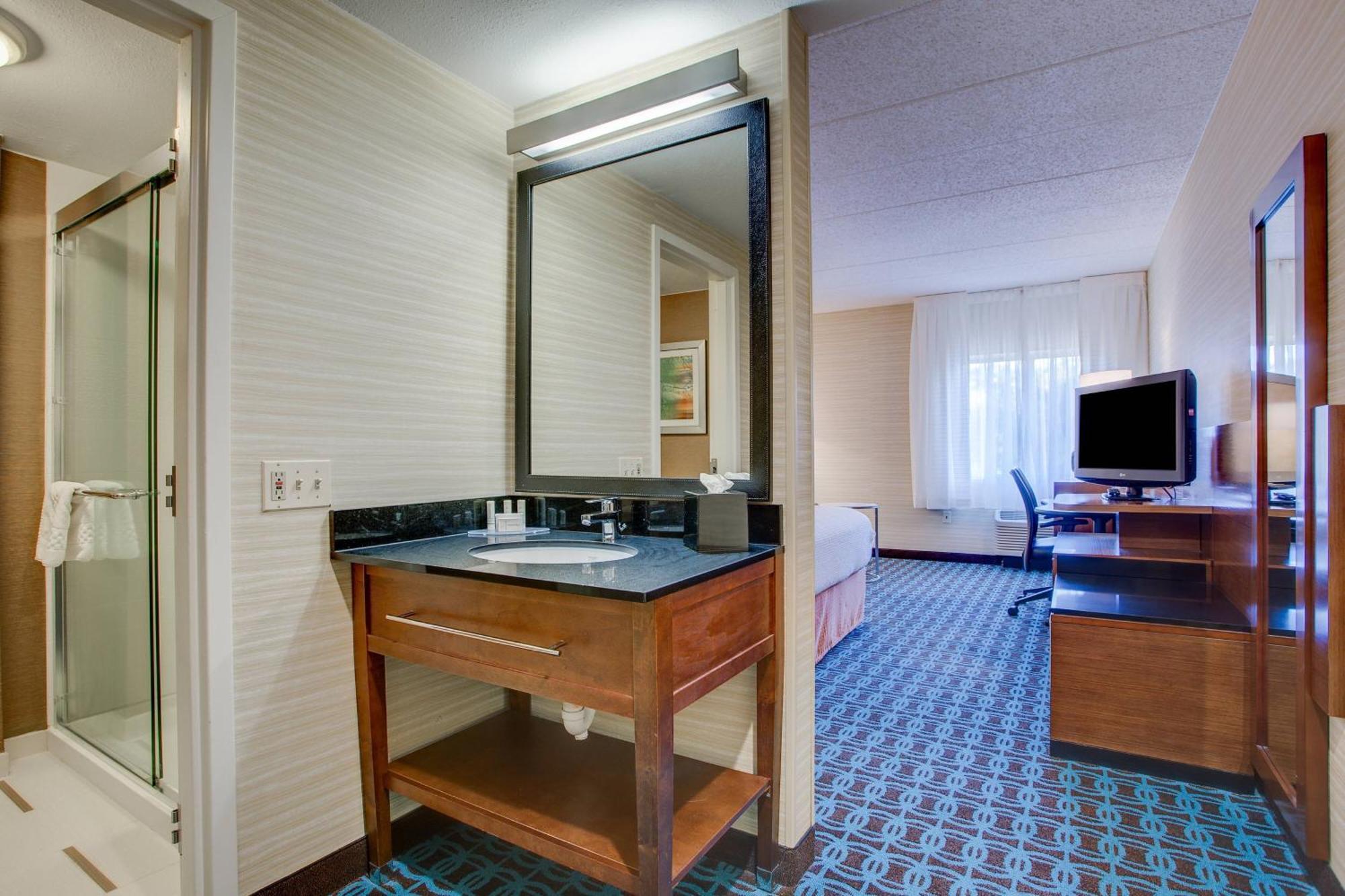 Fairfield Inn By Marriott Amesbury Esterno foto